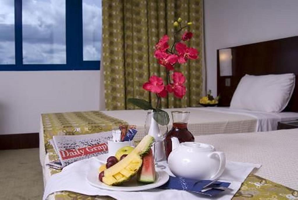 Golden Tulip Kumasi City Buitenkant foto