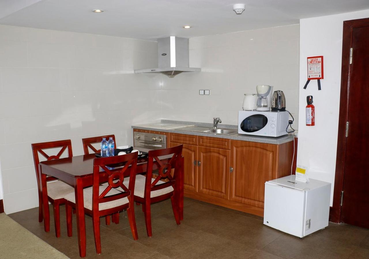 Golden Tulip Kumasi City Buitenkant foto