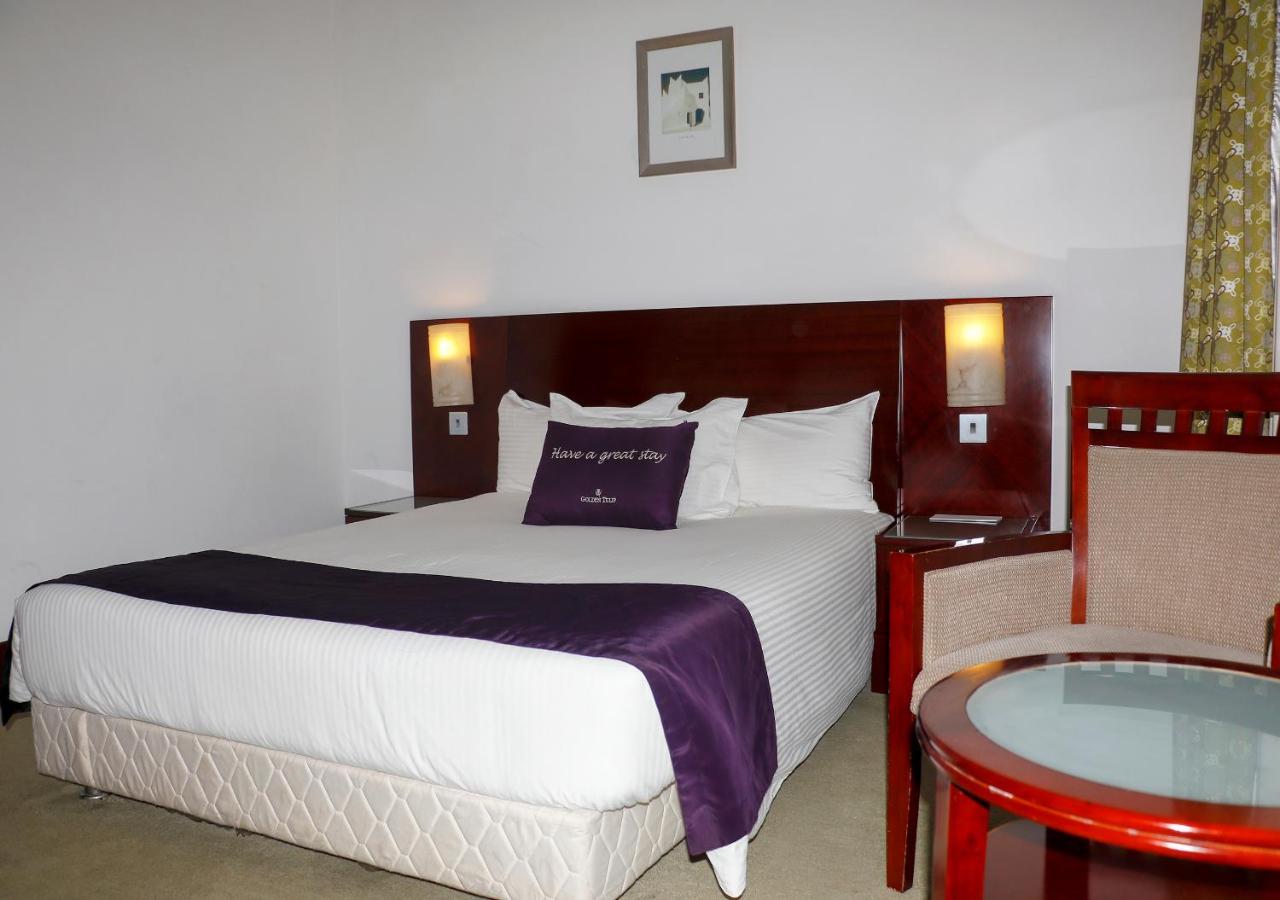 Golden Tulip Kumasi City Buitenkant foto